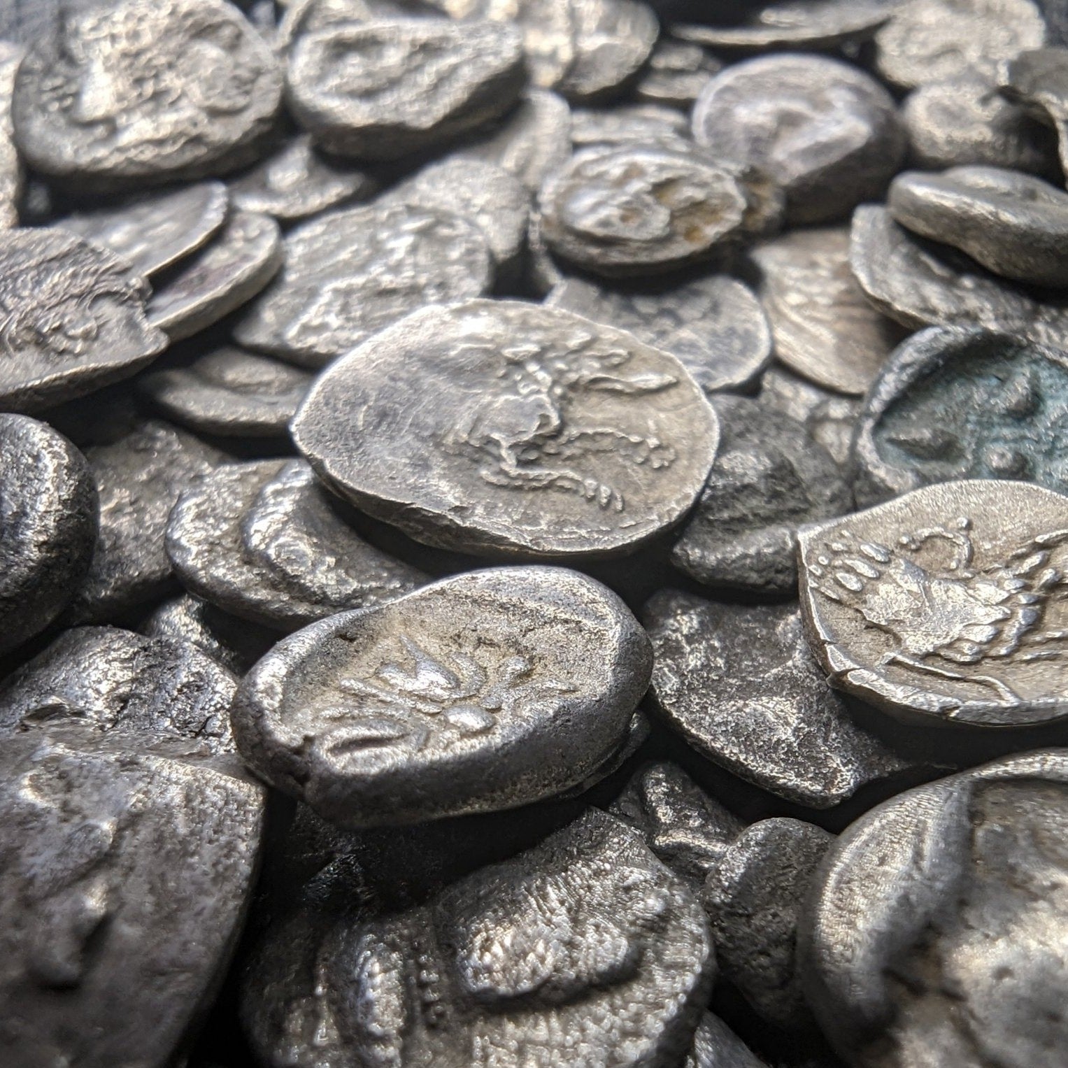 3x Ancient Greek Silver Fractions. - Premium Ancient Coins - Lot